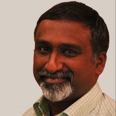 الدكتور فيجاي فارولداس