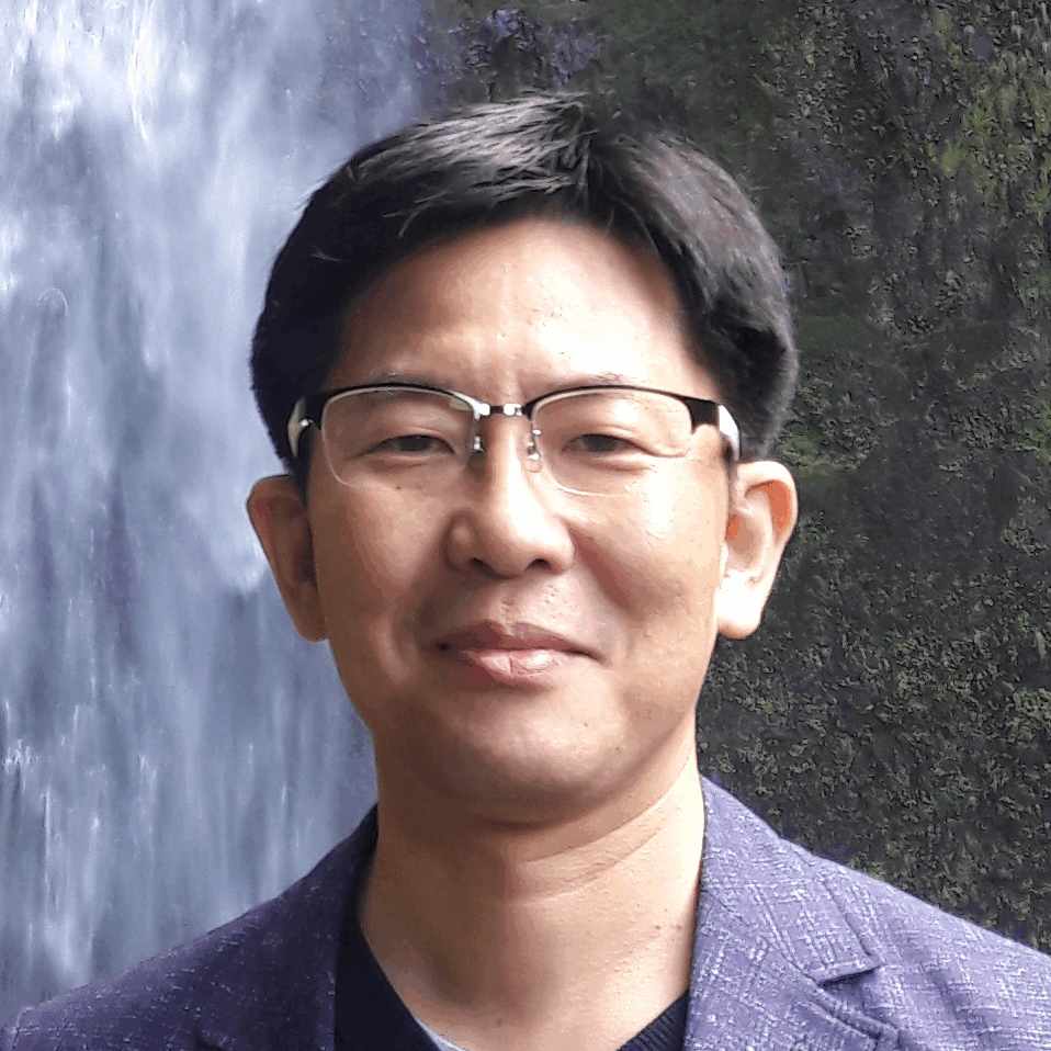 Dae-Young Lee_photo_main cong_bible Dae-Young Lee_photo_main cong_bible