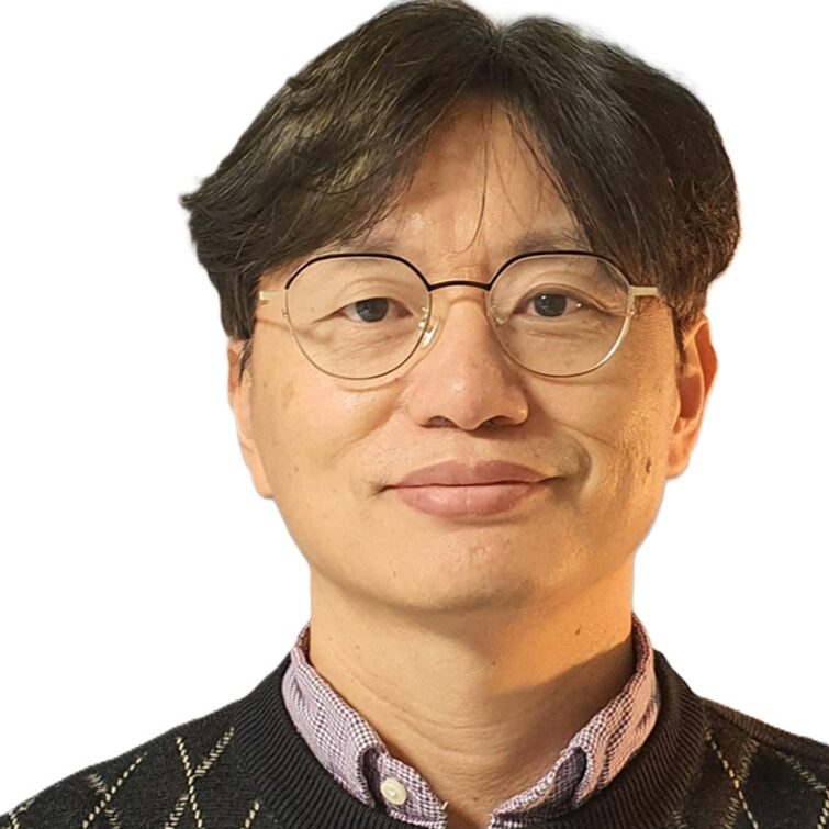 Kummo Jung Kummo Jung